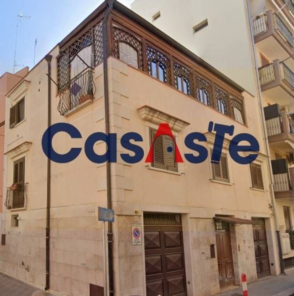11-Zimmer Haus in Barletta, Italy, Nr. 35041