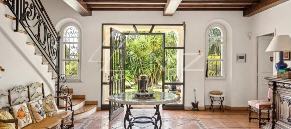 10 bedrooms Villa in Antibes, France No. 349443 15