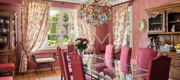 10 bedrooms Villa in Antibes, France No. 349443 14