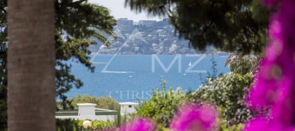 10 bedrooms Villa in Antibes, France No. 349443 11