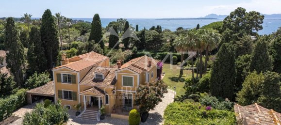 10 bedrooms Villa in Antibes, France No. 349443 24