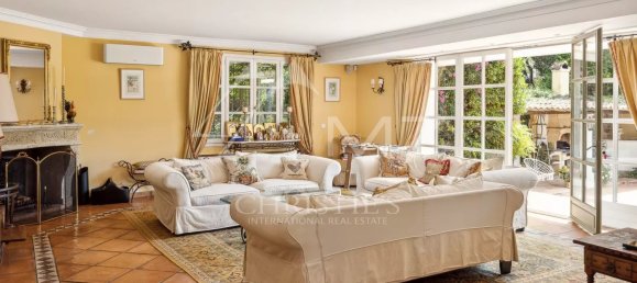 10 bedrooms Villa in Antibes, France No. 349443 17