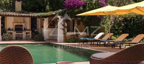 10 bedrooms Villa in Antibes, France No. 349443 8