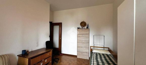 Apartamento de 2 dormitorios en Varese, Italy No. 141219 18