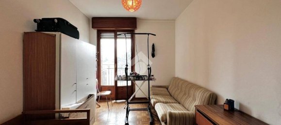 Apartamento de 2 dormitorios en Varese, Italy No. 141219 17