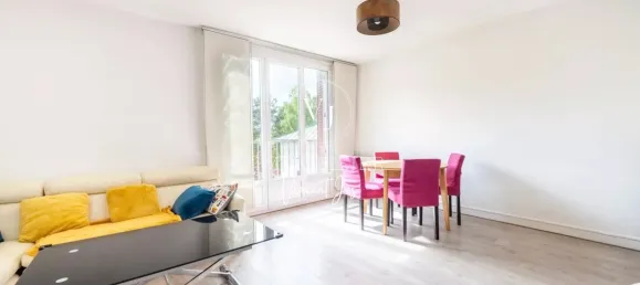 2 Schlafzimmer Wohnung in Aubergenville, France, Nr. 321547 2