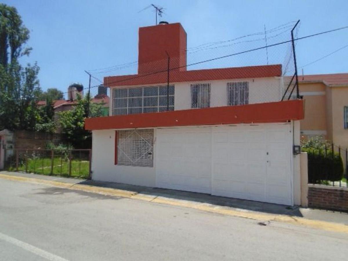 Дом с 4 спальнями в Мехико, Мексика № 207889