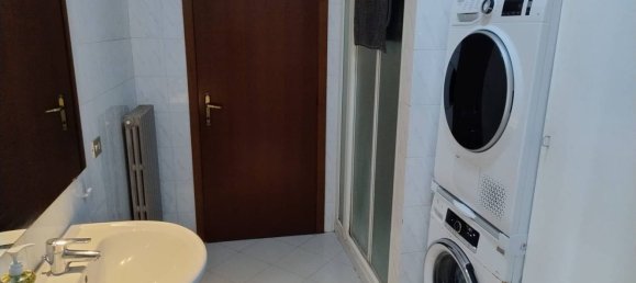 Ático de 4 habitaciónes en Medolla, Italy No. 99136 14