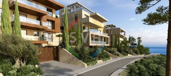 2 bedrooms Penthouse in Agios Tychonas, Cyprus No. 21037 2