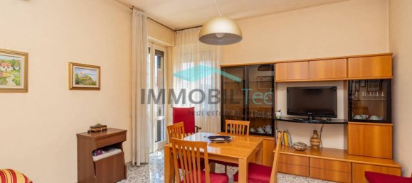 2 bedrooms Villa in Caronno Pertusella, Italy No. 258086 3