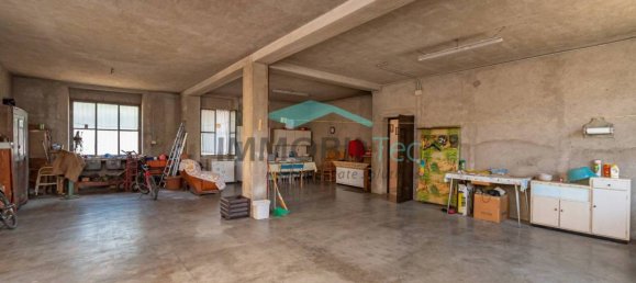 2 bedrooms Villa in Caronno Pertusella, Italy No. 258086 26