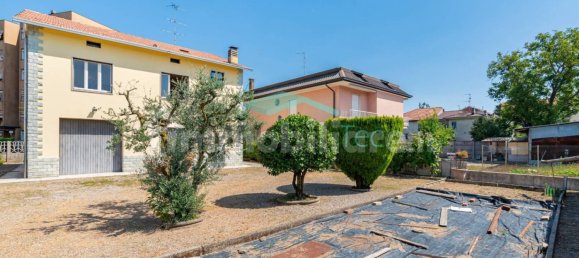 2 bedrooms Villa in Caronno Pertusella, Italy No. 258086 29