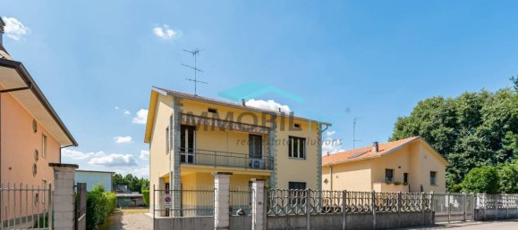 2 bedrooms Villa in Caronno Pertusella, Italy No. 258086 33