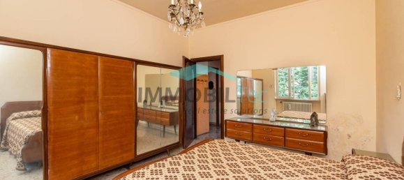 2 bedrooms Villa in Caronno Pertusella, Italy No. 258086 16