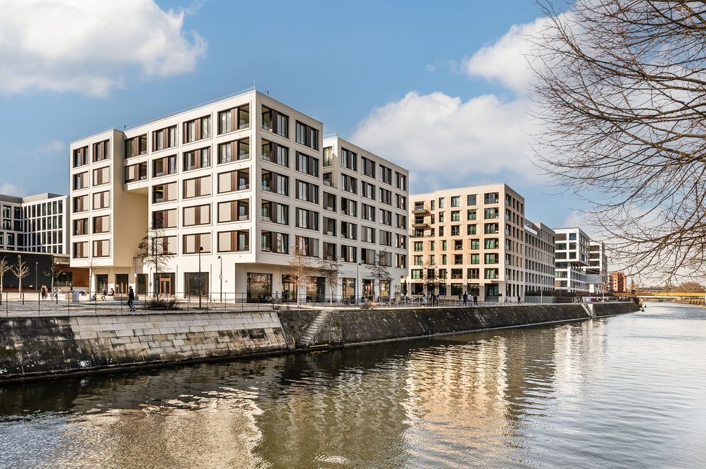 Apartamento de 2 dormitorios en Moabit, Germany No. 95147