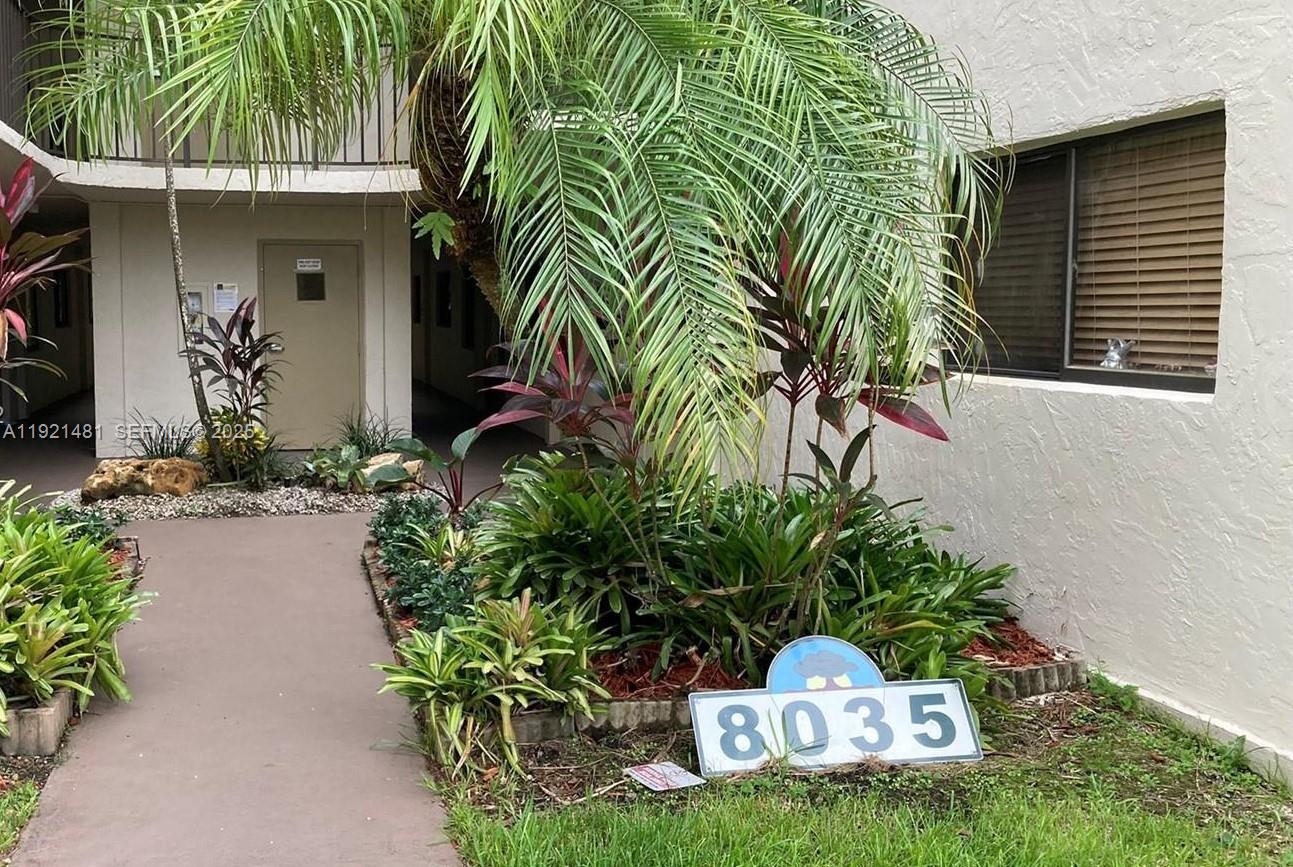 2 bedrooms Commercial property for rent in Miami, Miami-Dade, Florida, USA № 614196