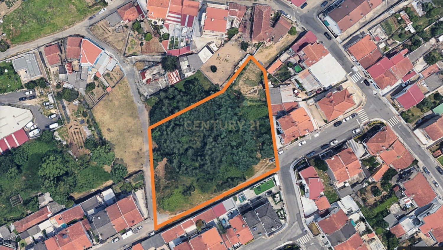 Земельный участок в Фанзереш, Португалия № 318166