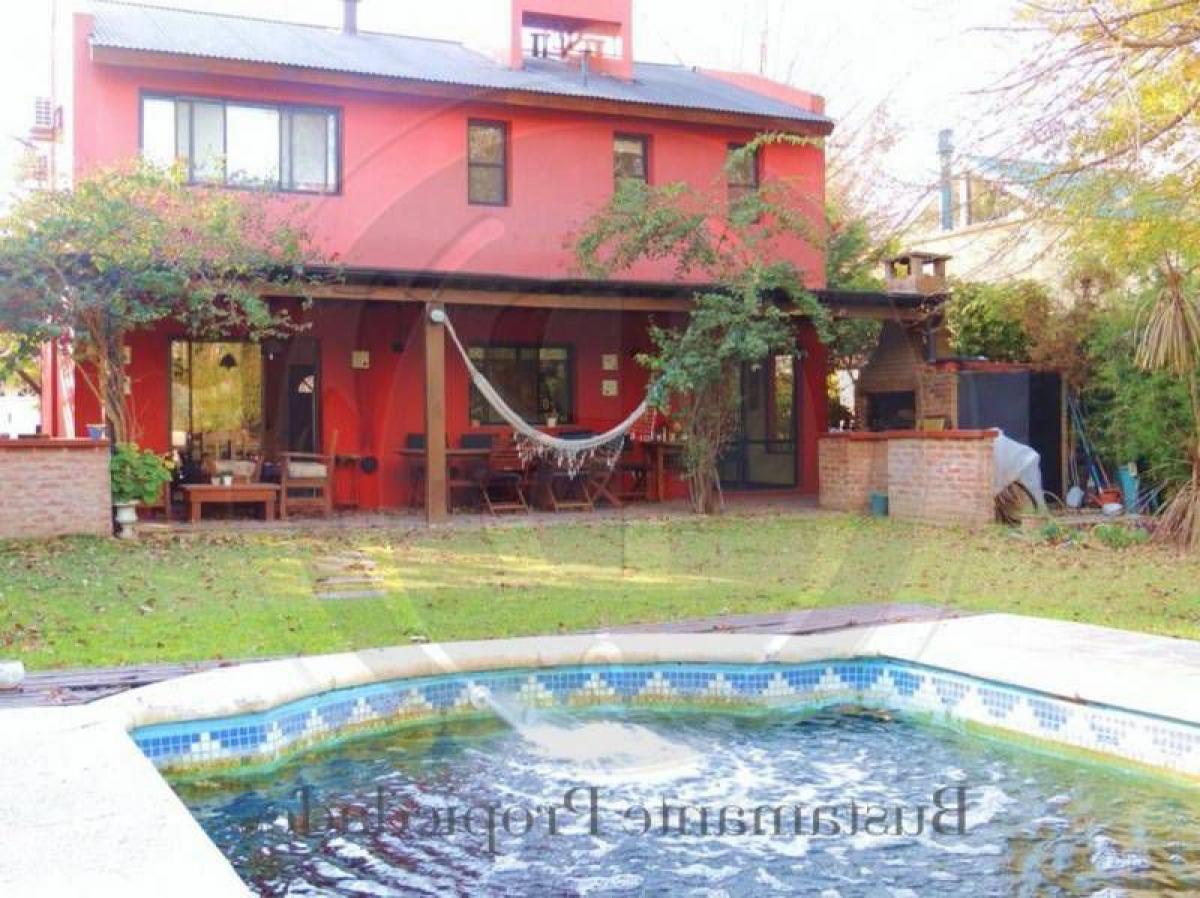 3 bedrooms House in Escobar, Argentina No. 3084