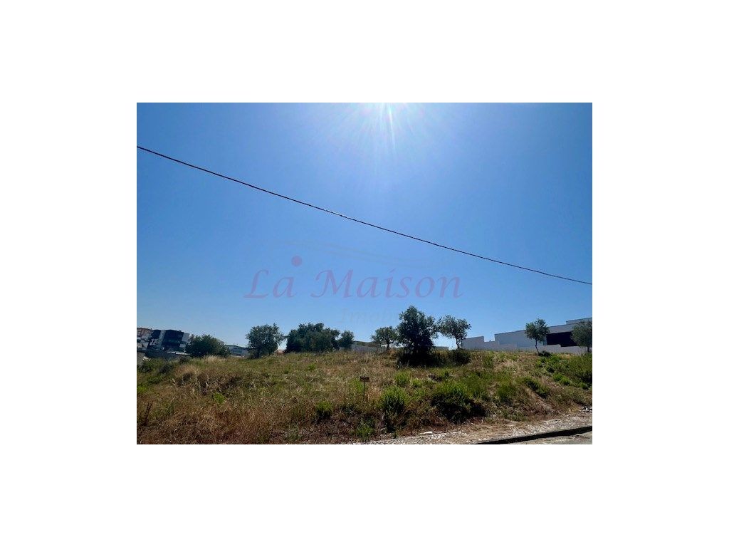 Terrain à Vila Franca de Xira, Portugal 903m² No. 231544