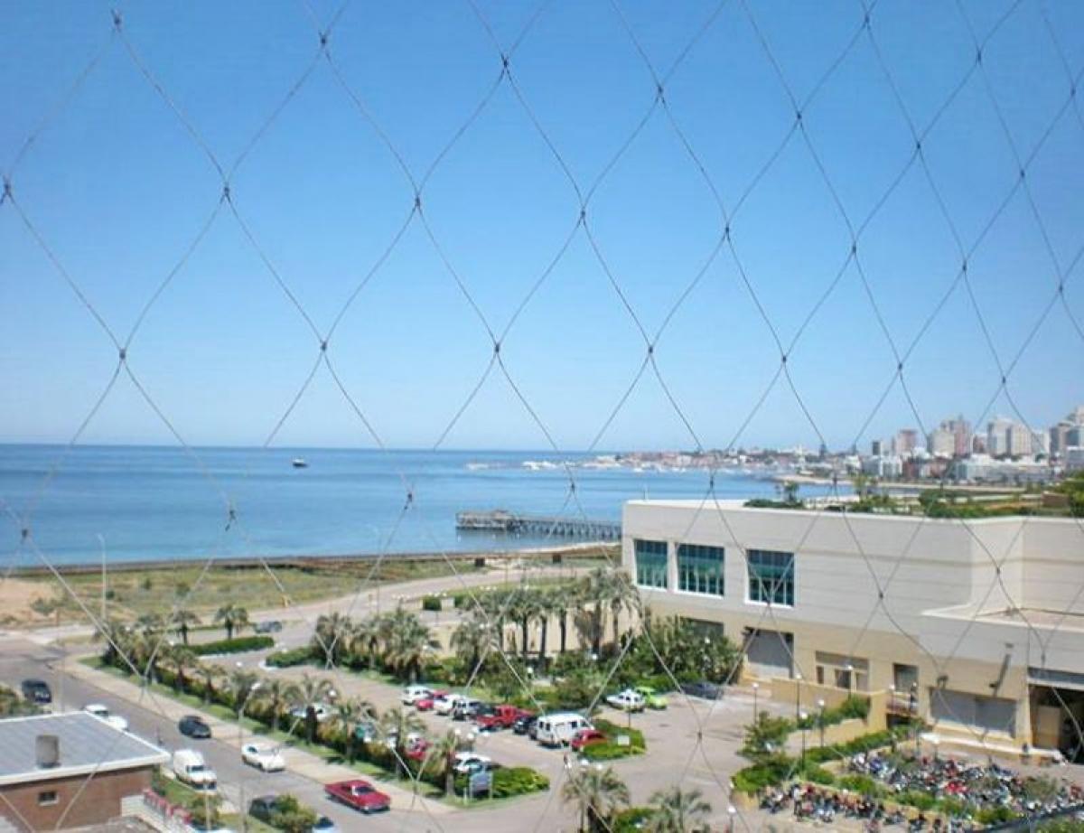 2 bedrooms Apartment in Maldonado, Uruguay No. 1082