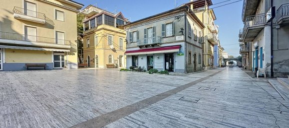 8-Zimmer Haus in Cupra Marittima, Italy, Nr. 81225 32