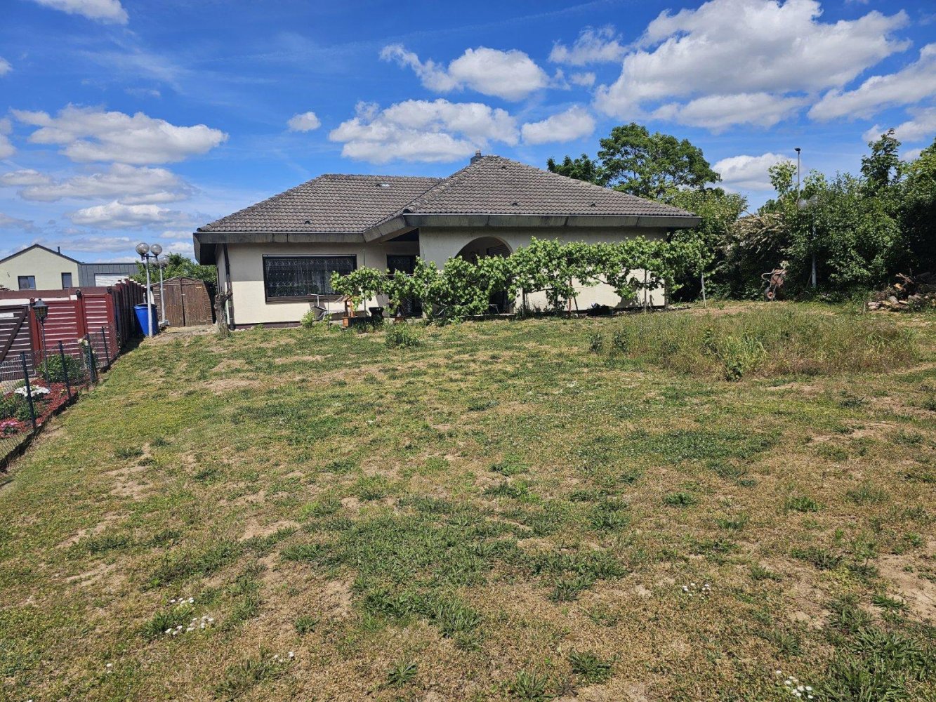 Bungalow de 3 dormitorios en Wurzburg, Germany No. 275351