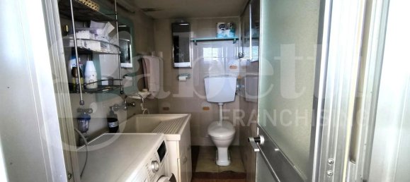 4-salle Appartement à Follonica, Italy No. 12869 37