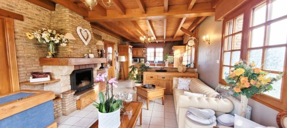 Casa de 4 dormitorios en Renty, France No. 77500 3