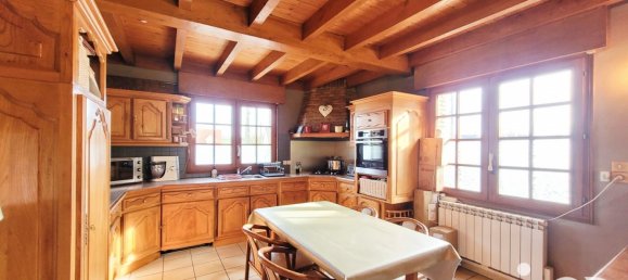 Casa de 4 dormitorios en Renty, France No. 77500 4