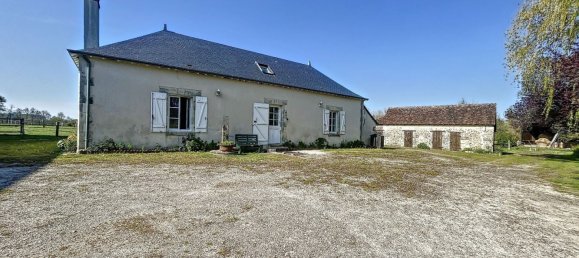 Casa de 5 dormitorios en Chateau-la-Valliere, France No. 54114 18
