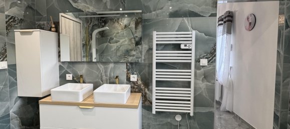 3 bedrooms Villa in Briennon, France No. 206669 19