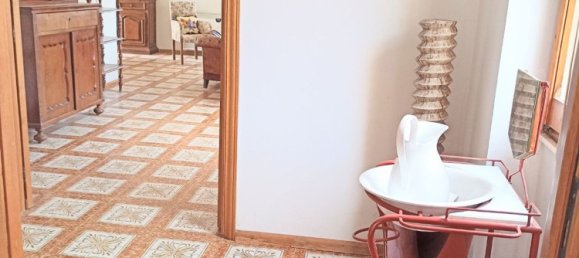 7-salle Penthouse à Sassari, Italy No. 48537 10