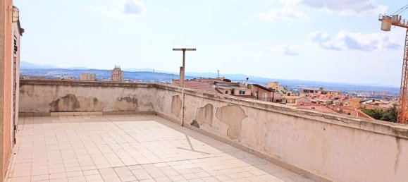 7-salle Penthouse à Sassari, Italy No. 48537 39