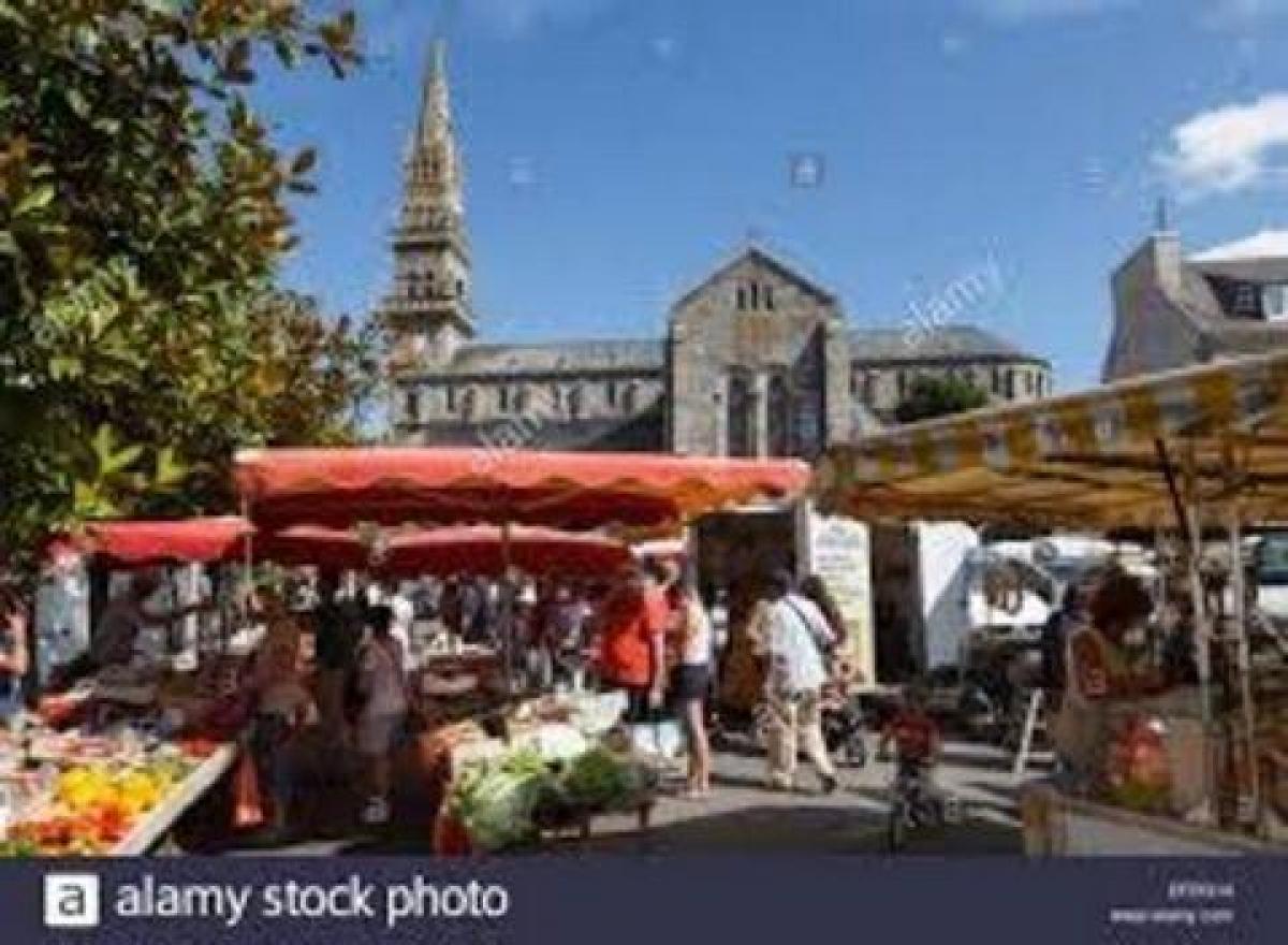 Apartamento com 2 quartos em condomínio em Lannilis, France N.º 12377