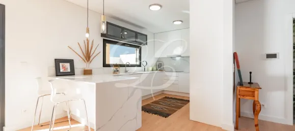 3 bedrooms House in Cascais, Portugal No. 94907 8