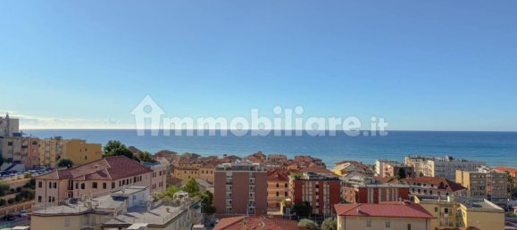 Apartamento de 3 dormitorios en Finale Ligure, Italy No. 358513 4