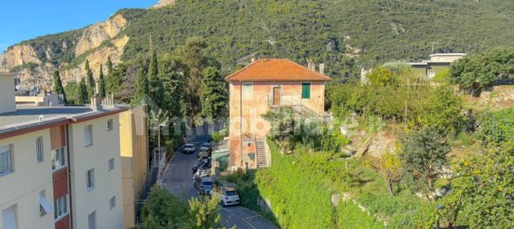 Apartamento de 3 dormitorios en Finale Ligure, Italy No. 358513 8