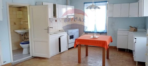 Дом с 6 комнатами в Поньо, Италия № 128703 5