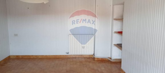 Дом с 6 комнатами в Поньо, Италия № 128703 14