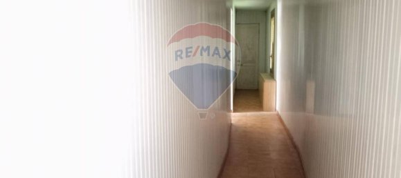 Дом с 6 комнатами в Поньо, Италия № 128703 8