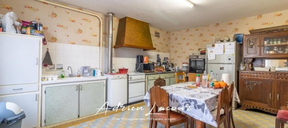 2 bedrooms House in Chatillon-sur-Cher, France No. 209552 4