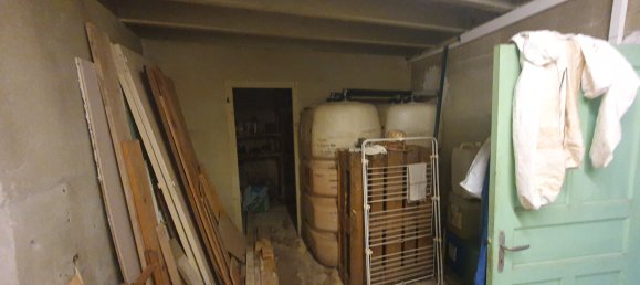 2 bedrooms House in Cantal, France No. 305645 11