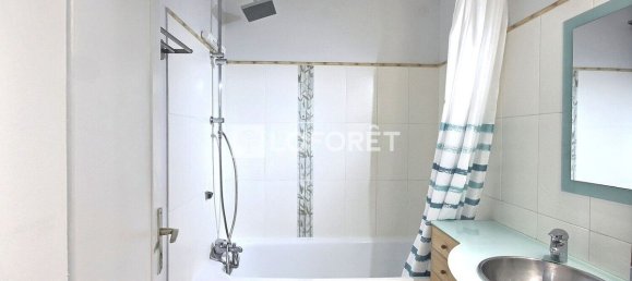 Apartamento de 3 dormitorios en Suresnes, France No. 142649 7