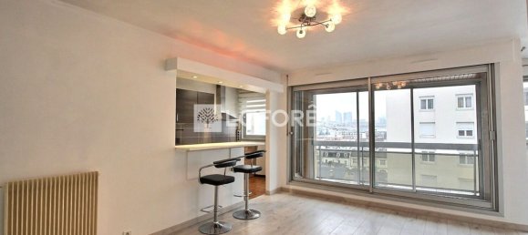 Apartamento de 3 dormitorios en Suresnes, France No. 142649 3