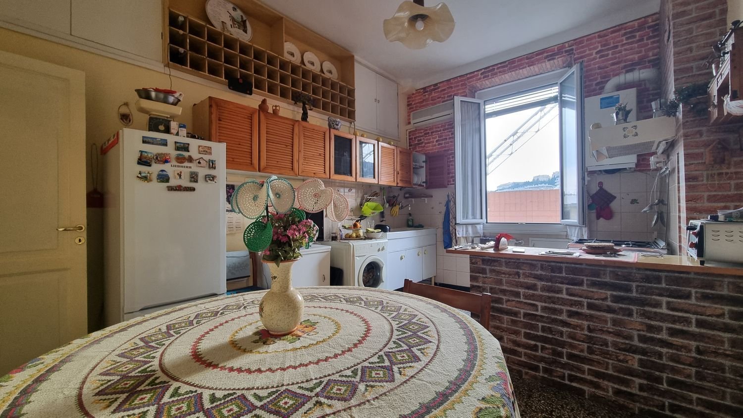 3 rooms Apartment in Genoa, Italy No. 35832