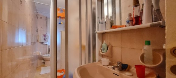 3 rooms Apartment in Genoa, Italy No. 35832 25