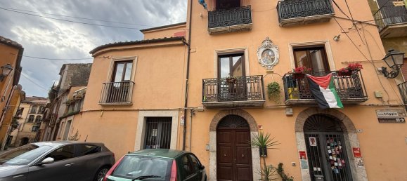 Квартира с 3 спальнями в Беневенто, Италия № 356268 27