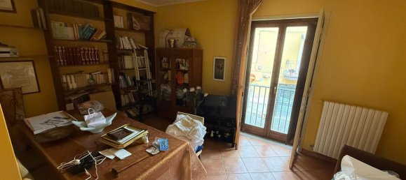 Квартира с 3 спальнями в Беневенто, Италия № 356268 21