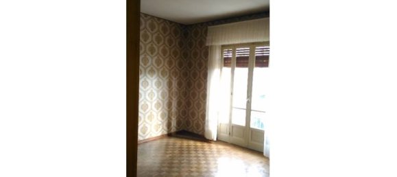 2 bedrooms House in Vigliano Biellese, Italy No. 254111 4