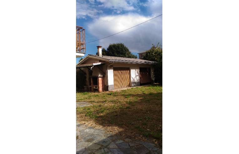 2 bedrooms House in Vigliano Biellese, Italy No. 254111